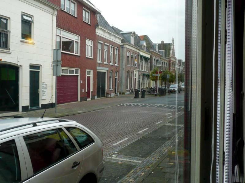 De Zilveren Karper IJsselmuiden Экстерьер фото